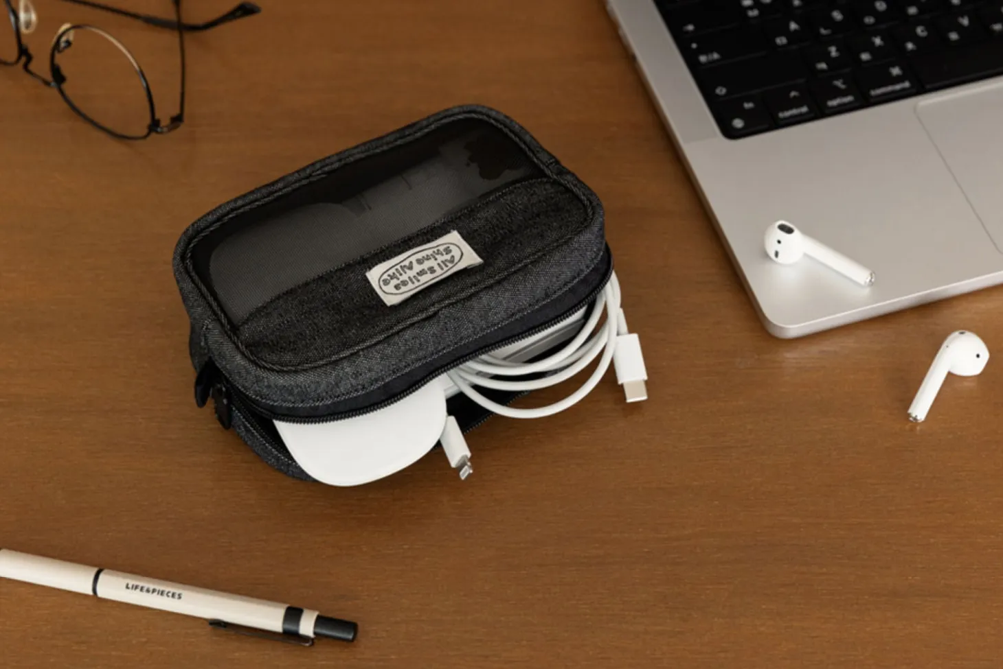 All Smiles Mesh Block Pouch