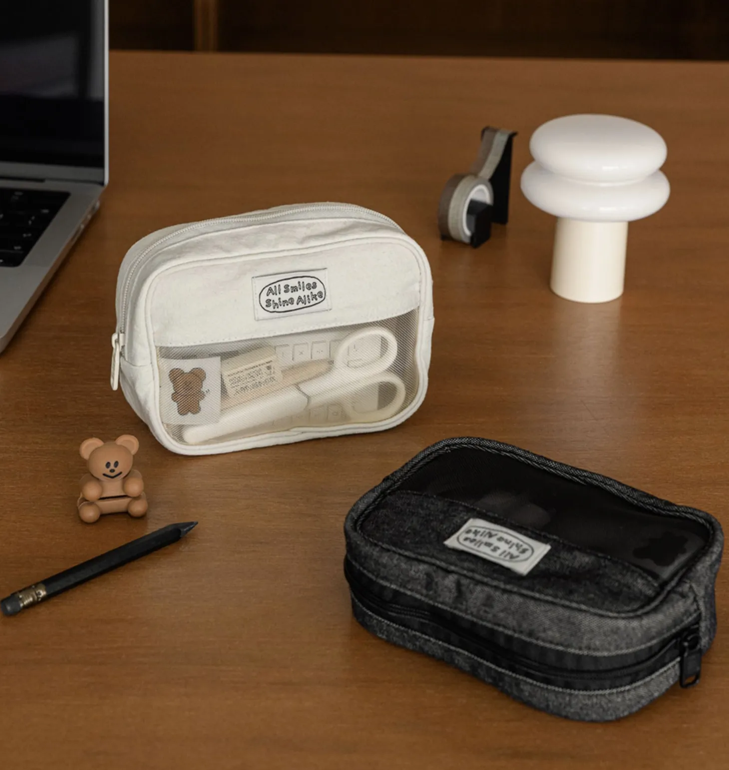 All Smiles Mesh Block Pouch