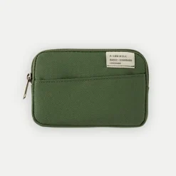 A Low Hill Basic Card Pouch