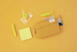 A Low Hill Basic Card Pouch