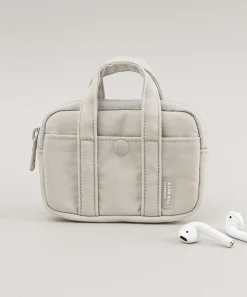 A Low Hill Pocket Card Pouch v7