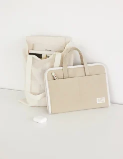 A Low Hill Stitch Tablet Tote