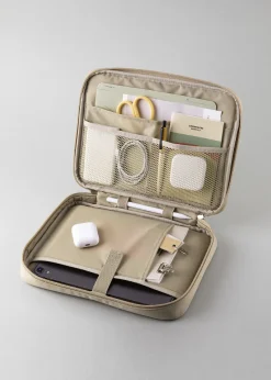 A Low Hill Tablet Pouch v6