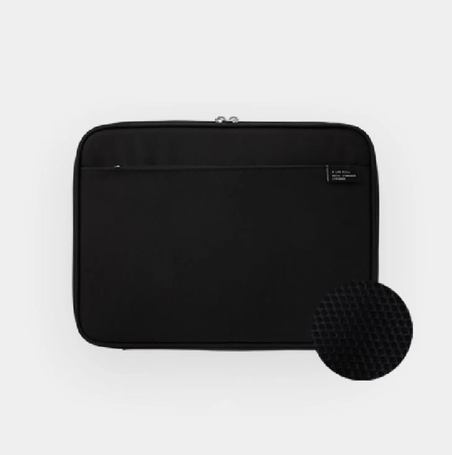 A Low Hill Tablet Pouch v6
