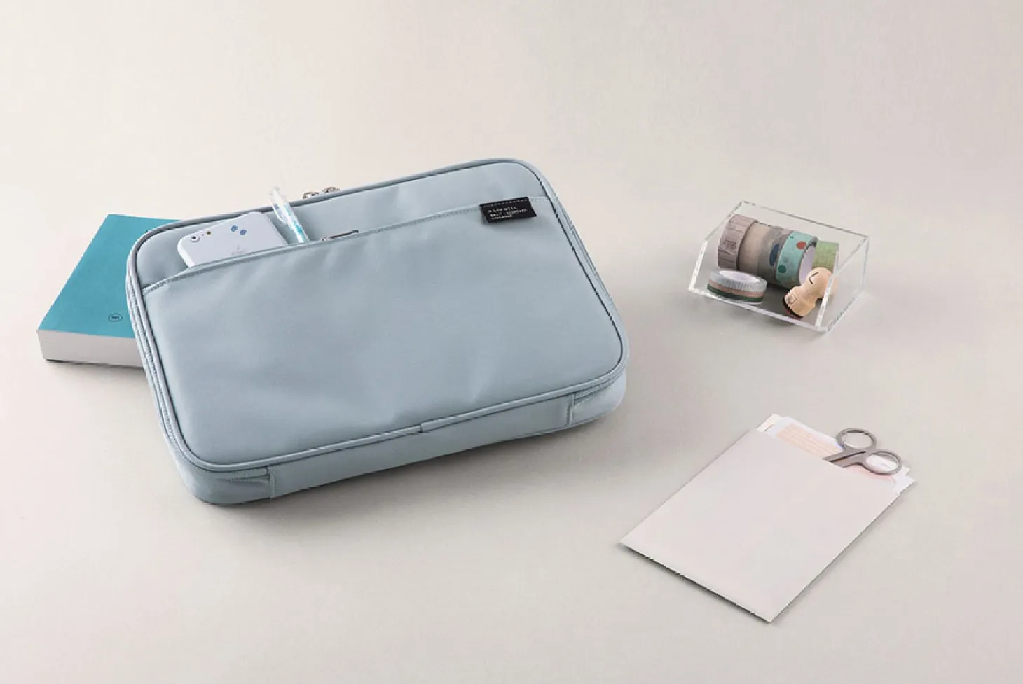 A Low Hill Tablet Pouch v6