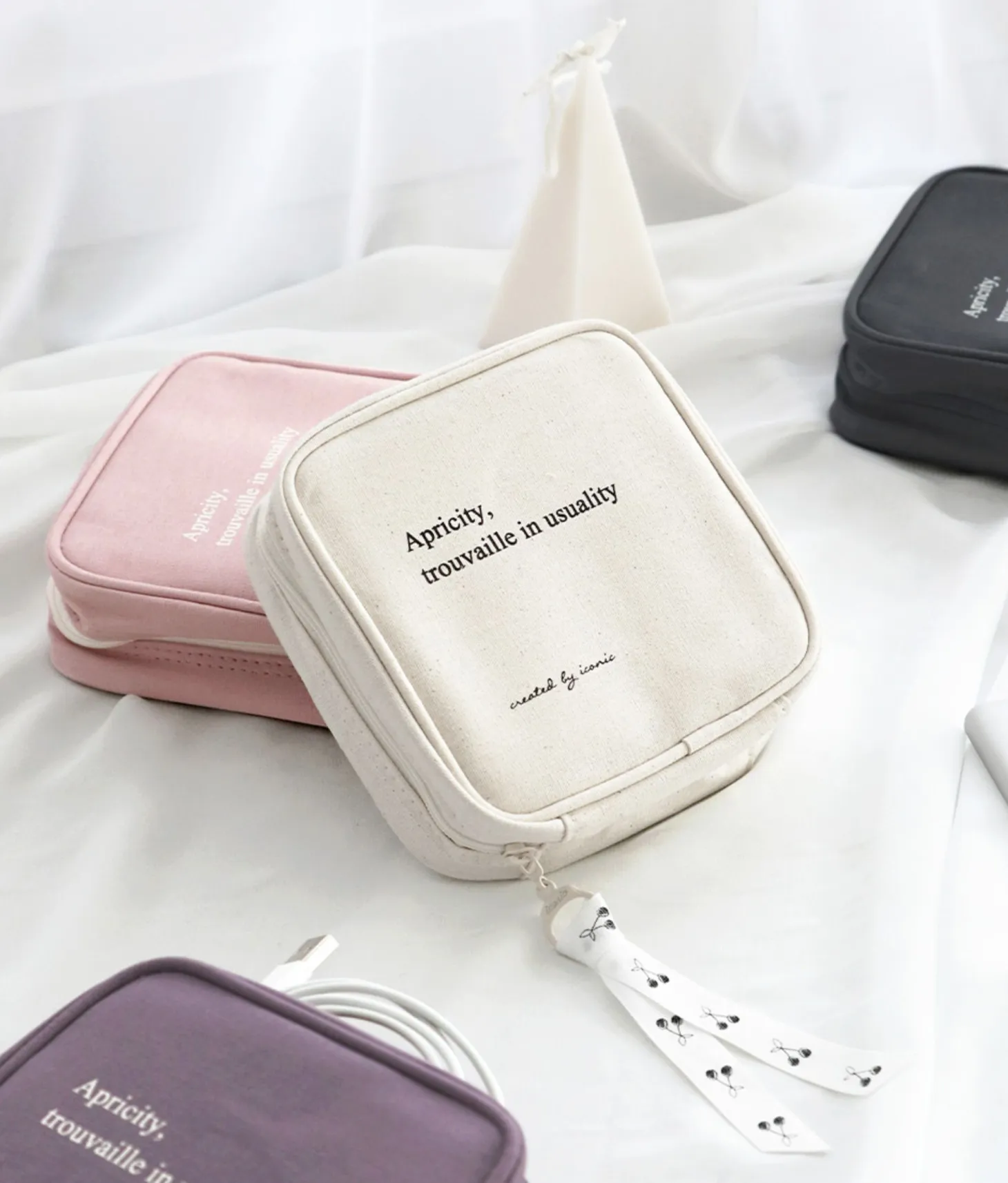 Apricity Cotton Cable Pouch