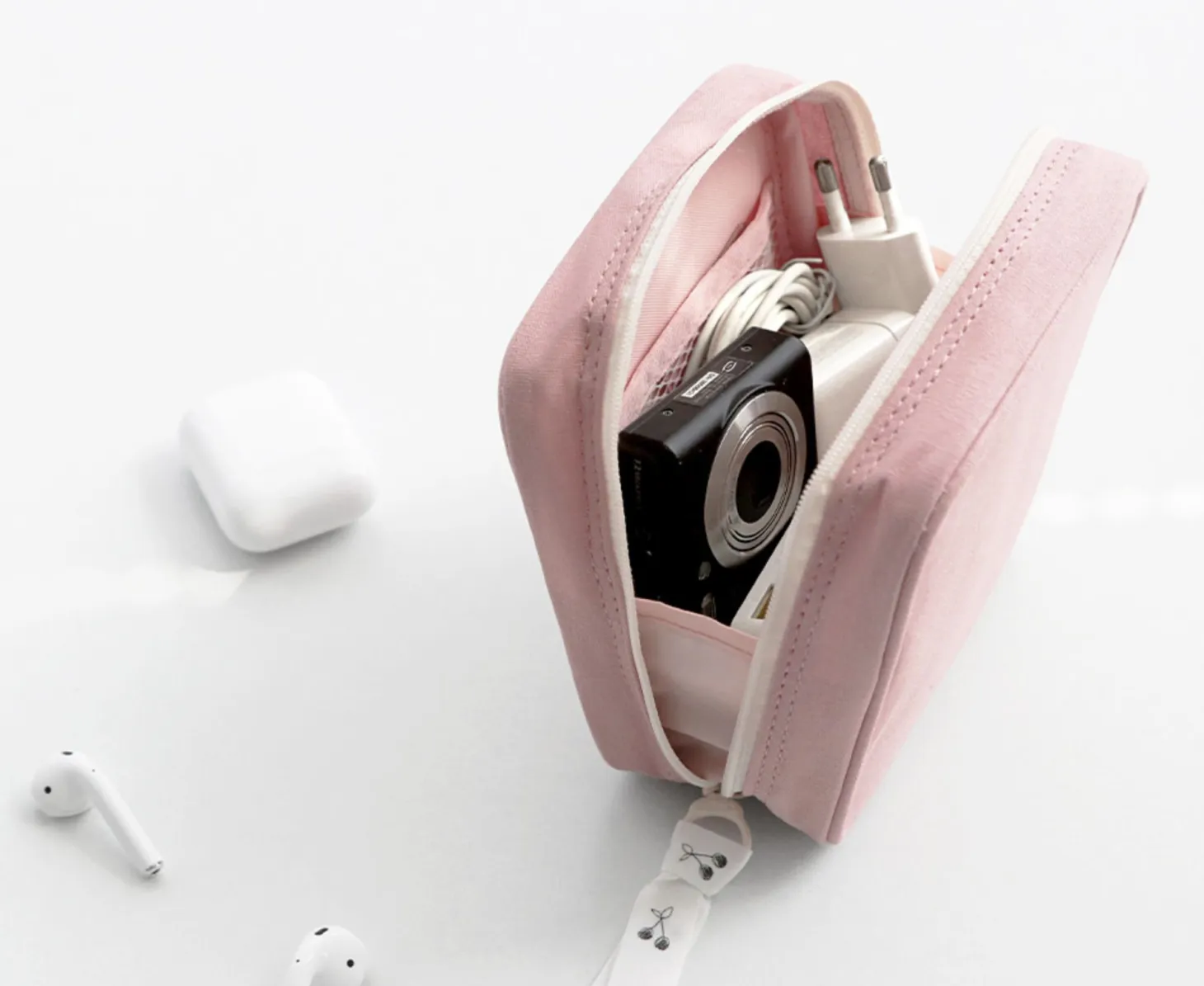 Apricity Cotton Cable Pouch