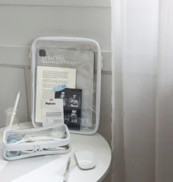 Apricity Lucid iPad Pouch