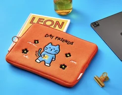 Ardium 11 in. Tablet Pouch
