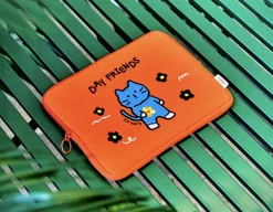 Ardium 11 in. Tablet Pouch