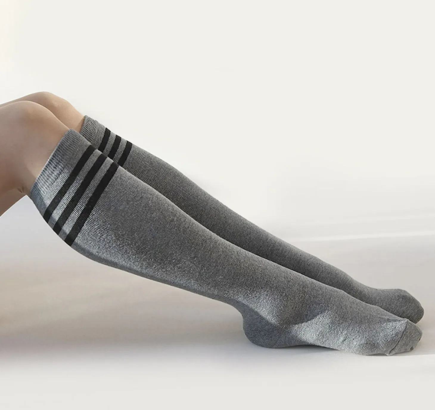 Basic Knee-high Women Socks