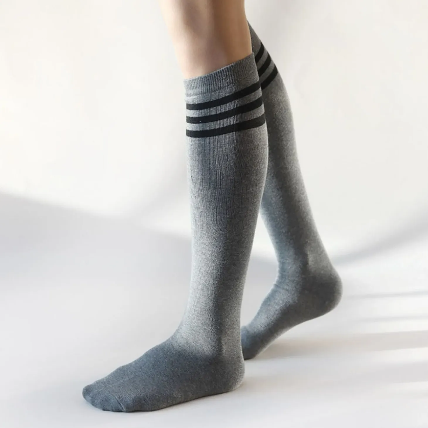 Basic Knee-high Women Socks