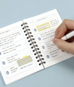 Bits and Pieces Mini Weekly Planner