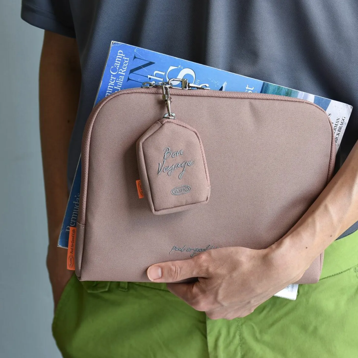 Bon Voyage 11 in. Fabric Sleeve