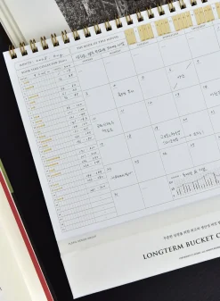 Bucket Book Tracker Calendar