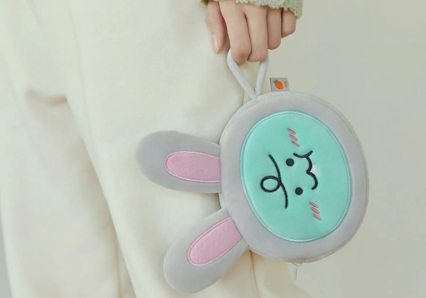 Bunny Jordy Round Pouch