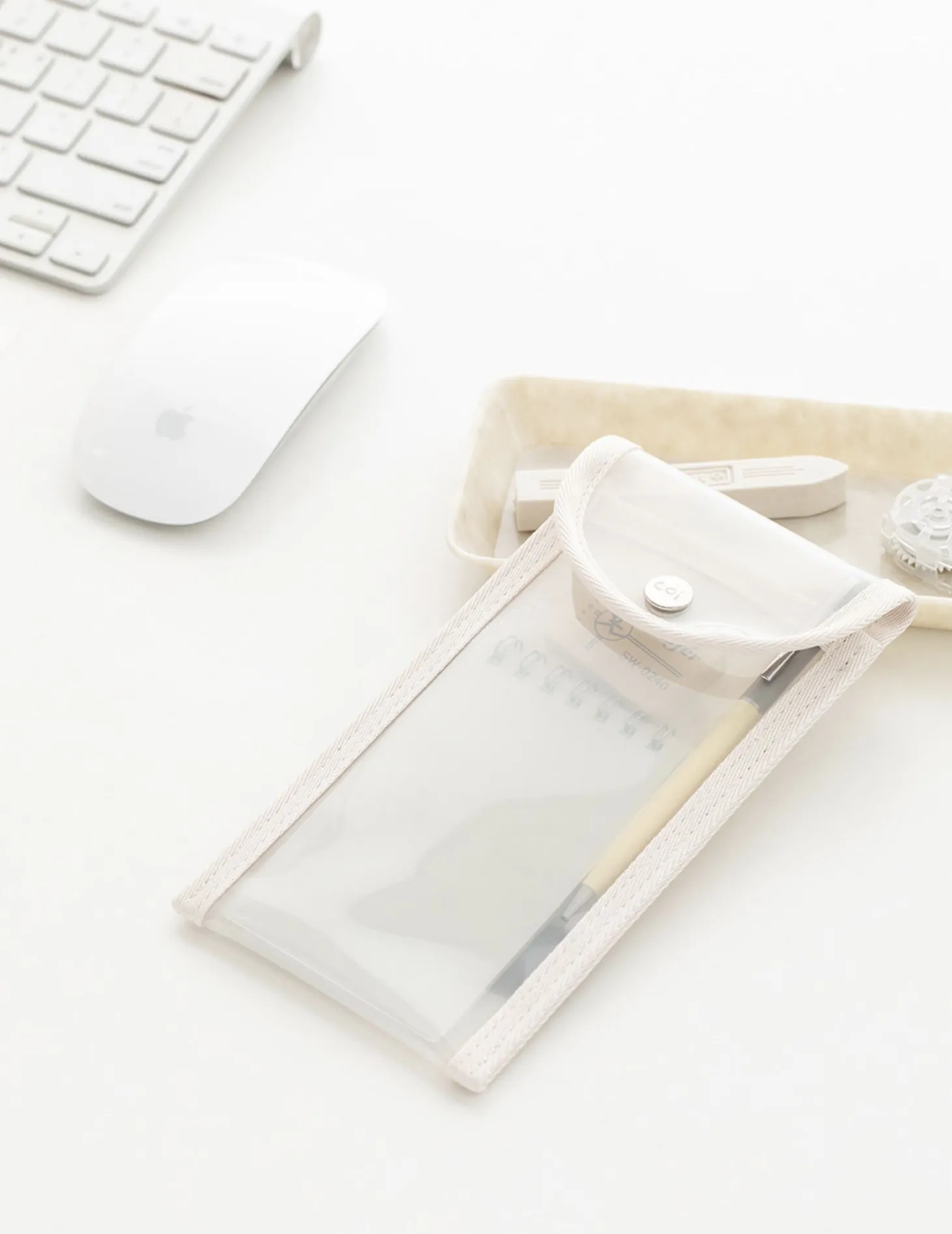Button Translucent Pen Pouch
