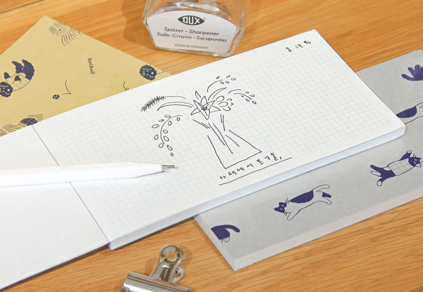 Cat & Dog Mini Grid Notebook