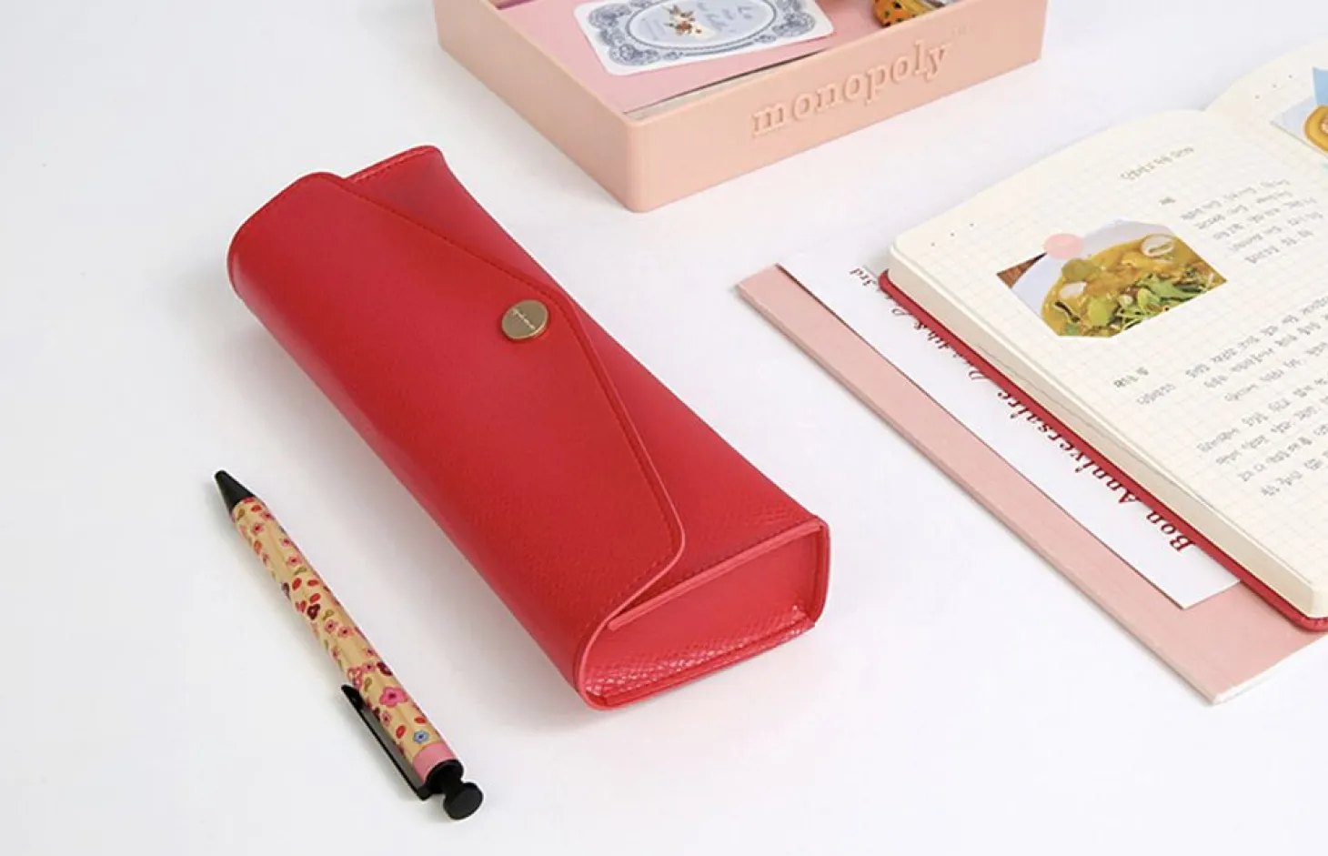 Classy Snap Pocket Pouch
