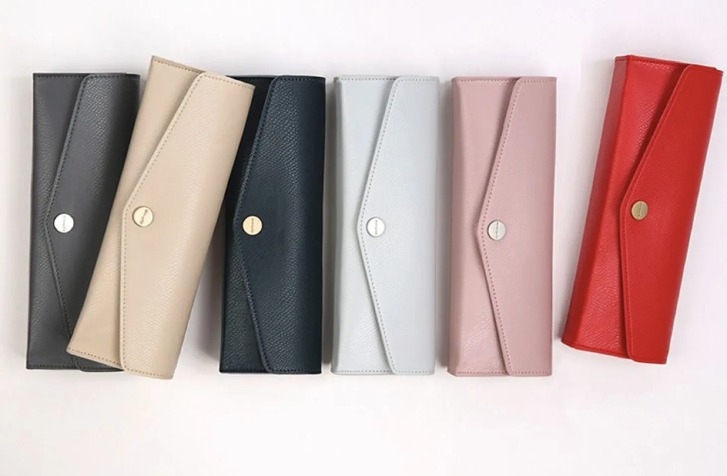 Classy Snap Pocket Pouch