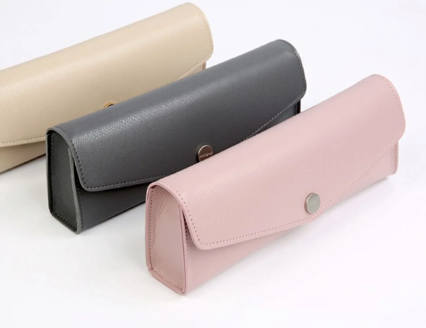 Classy Snap Pocket Pouch