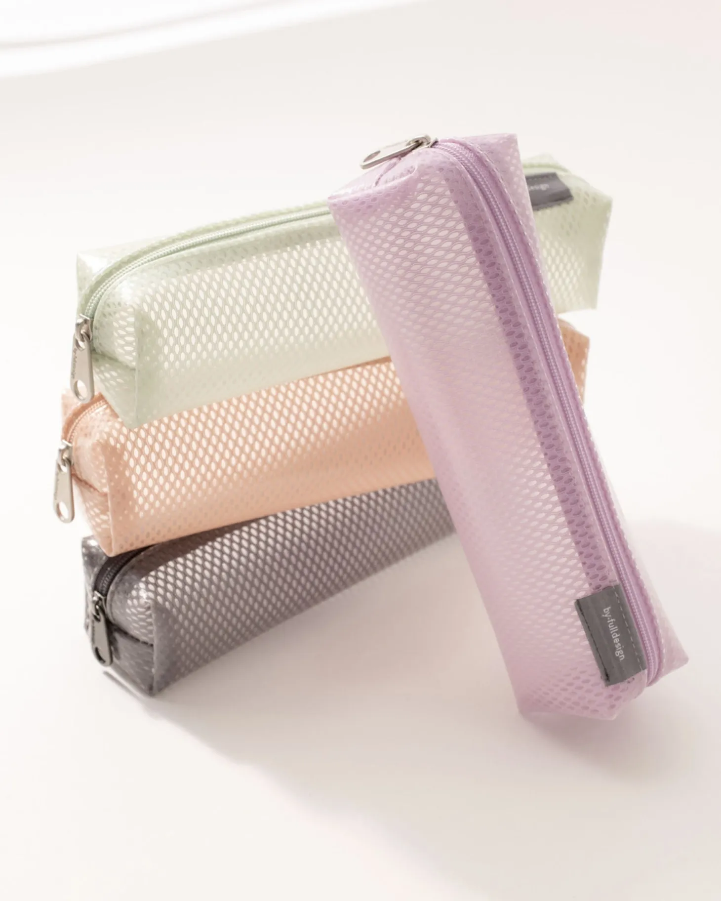 Coated Mesh Pen Pouch v6