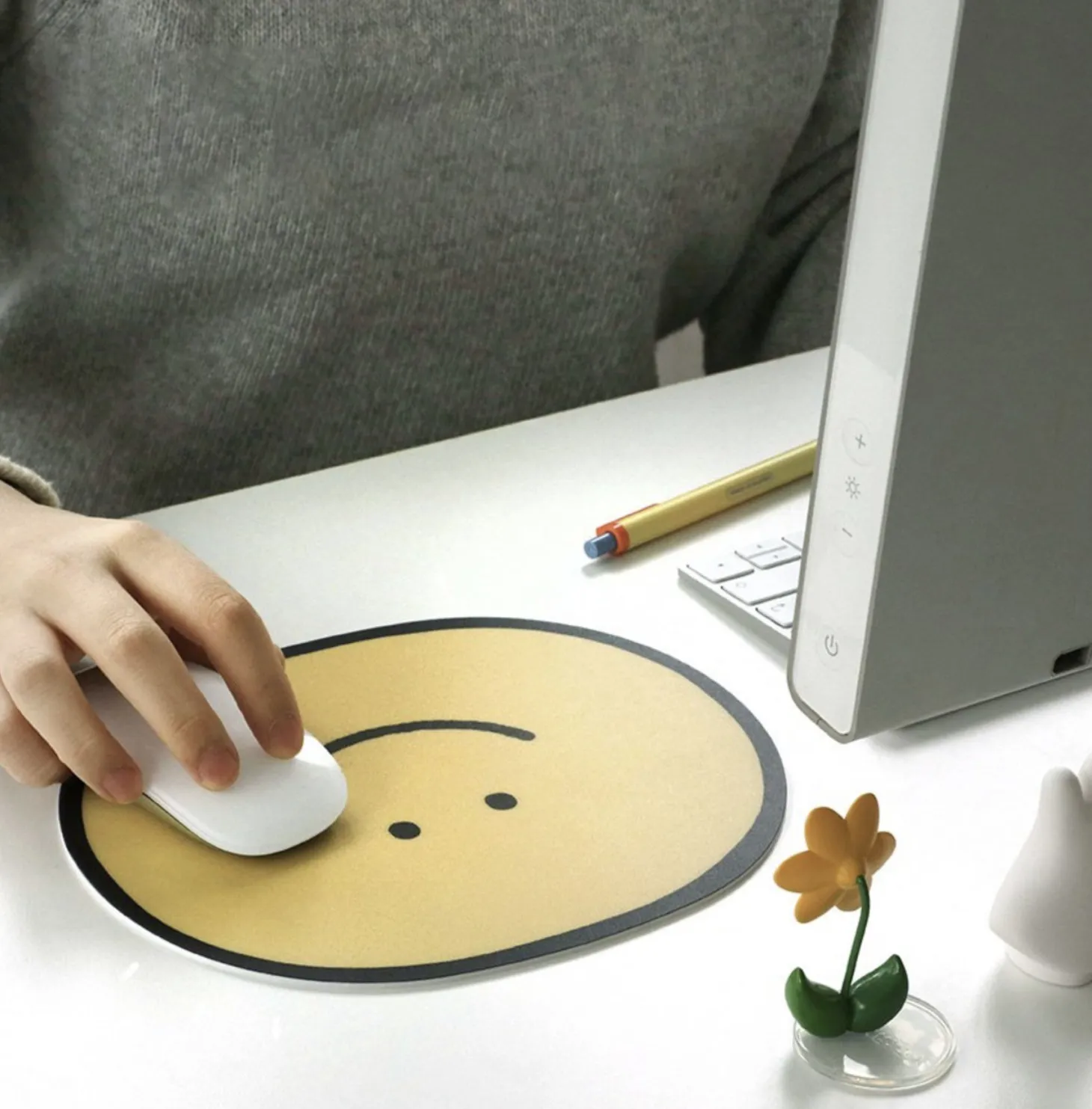 Colorful Doodle Mouse Pad