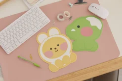 Con Baby Dreaming Mouse pad