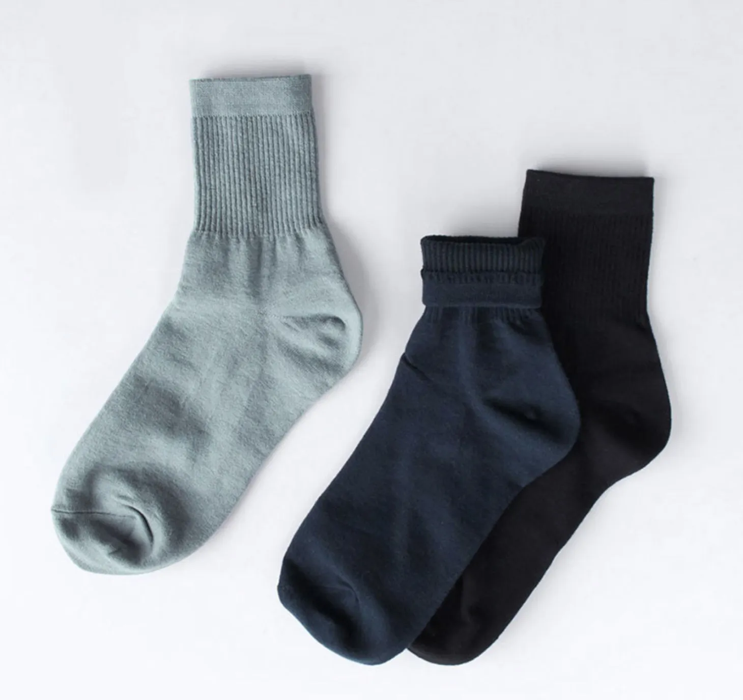 Cozy Ribbed Crew Women Socks
