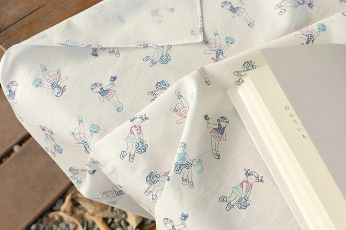 Dailylike Handkerchief v2