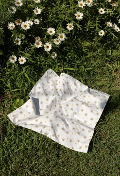 Dailylike Handkerchief v1