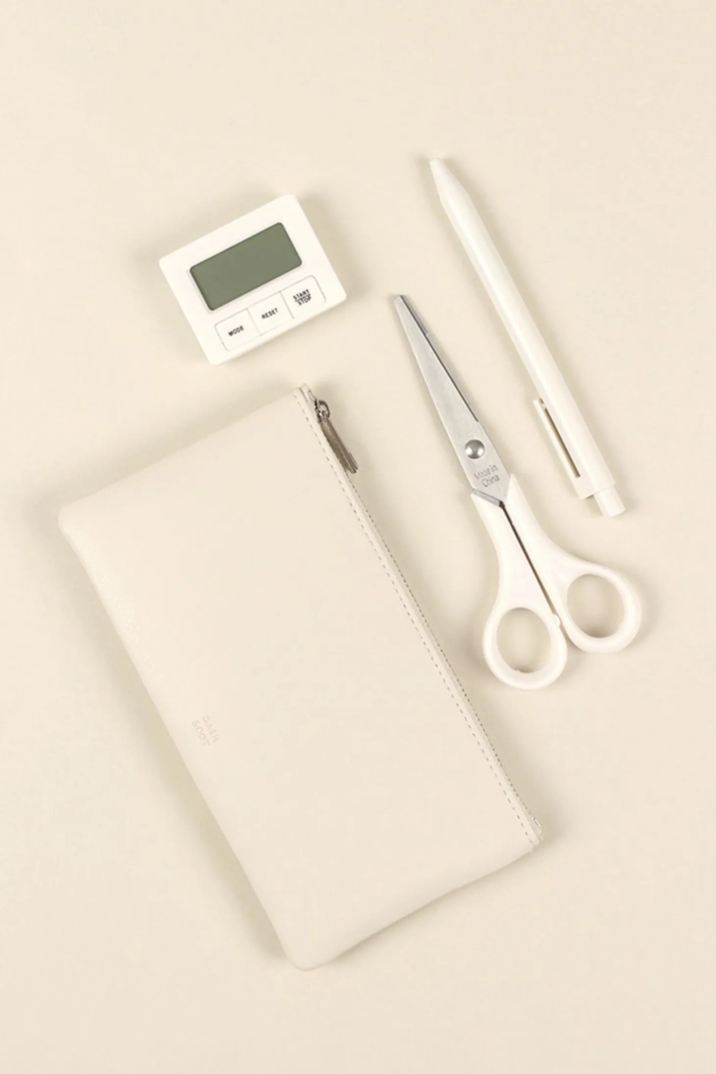 Dash and Dot Slim Pouch
