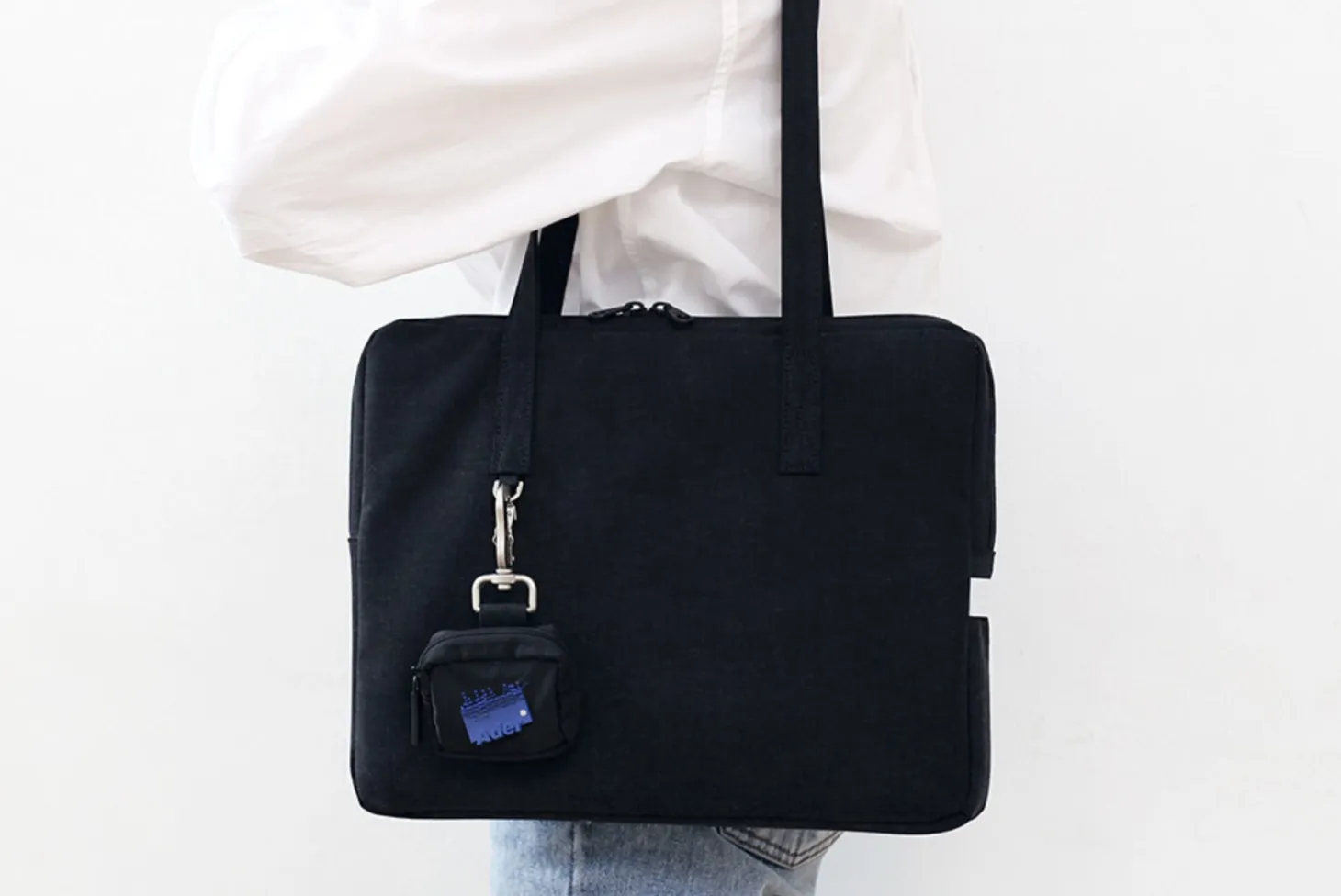 Essential 12.9 in. Tablet Shoulder Bag
