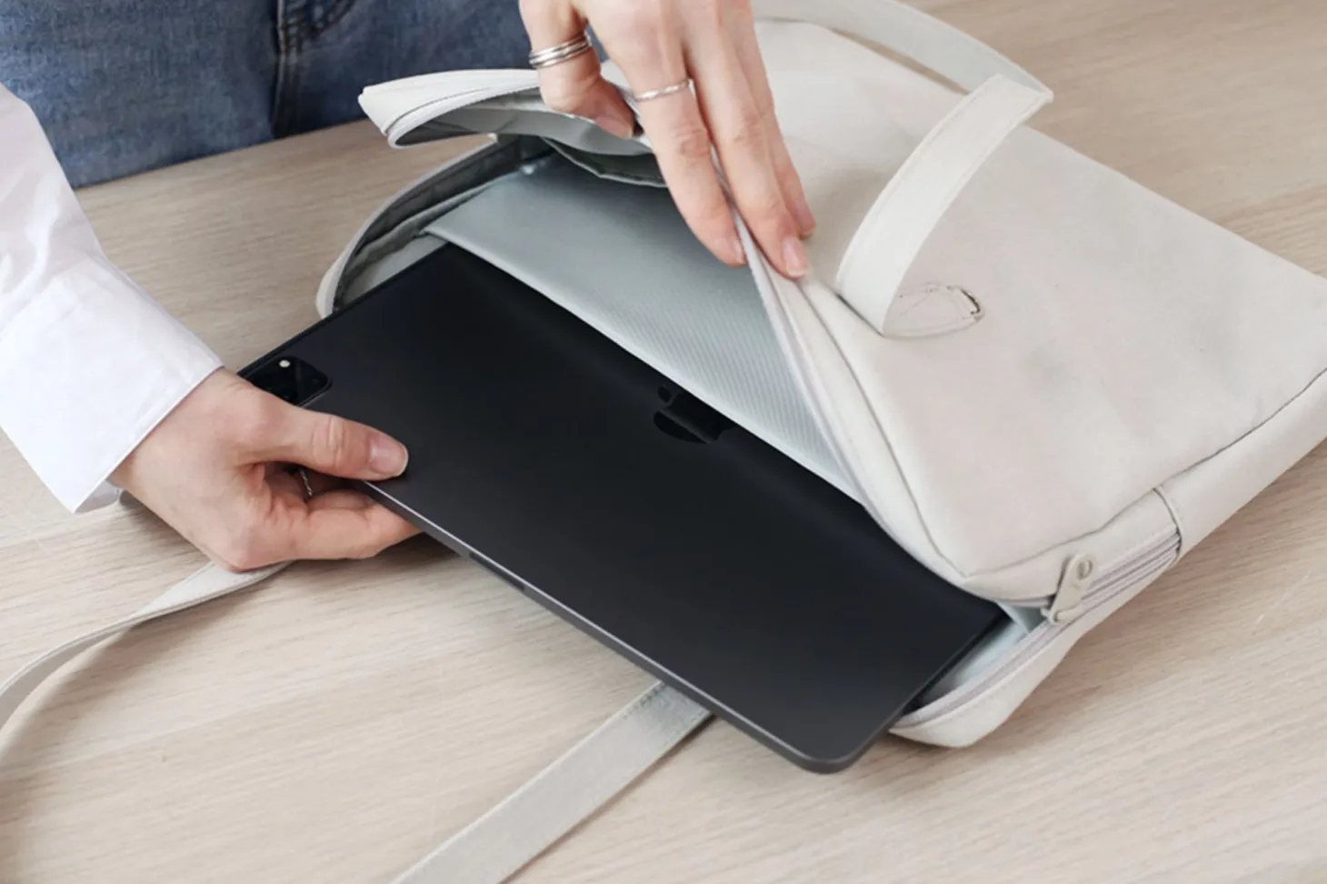 Essential 12.9 in. Tablet Shoulder Bag