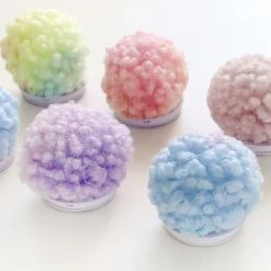 Fluffy Round Phone Grip v1