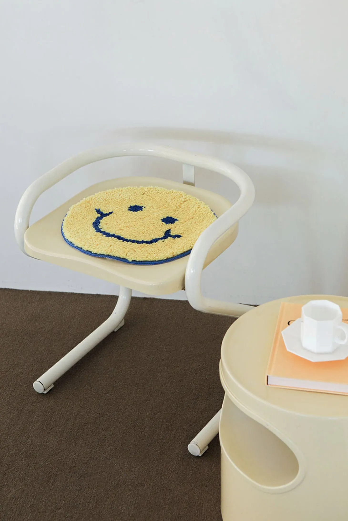 Fluffy Round Seat Cushion