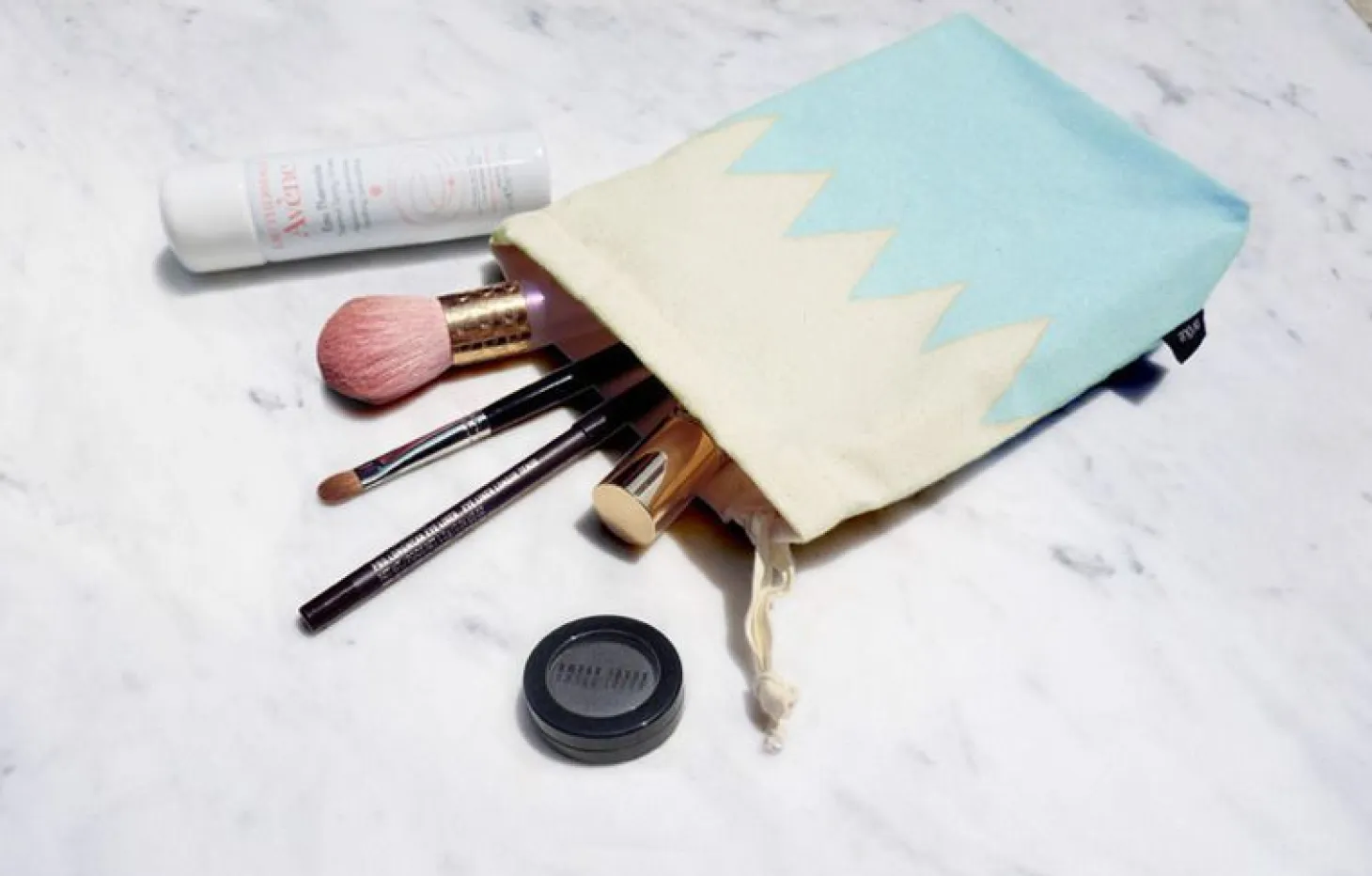Halla Drawstring Pouch
