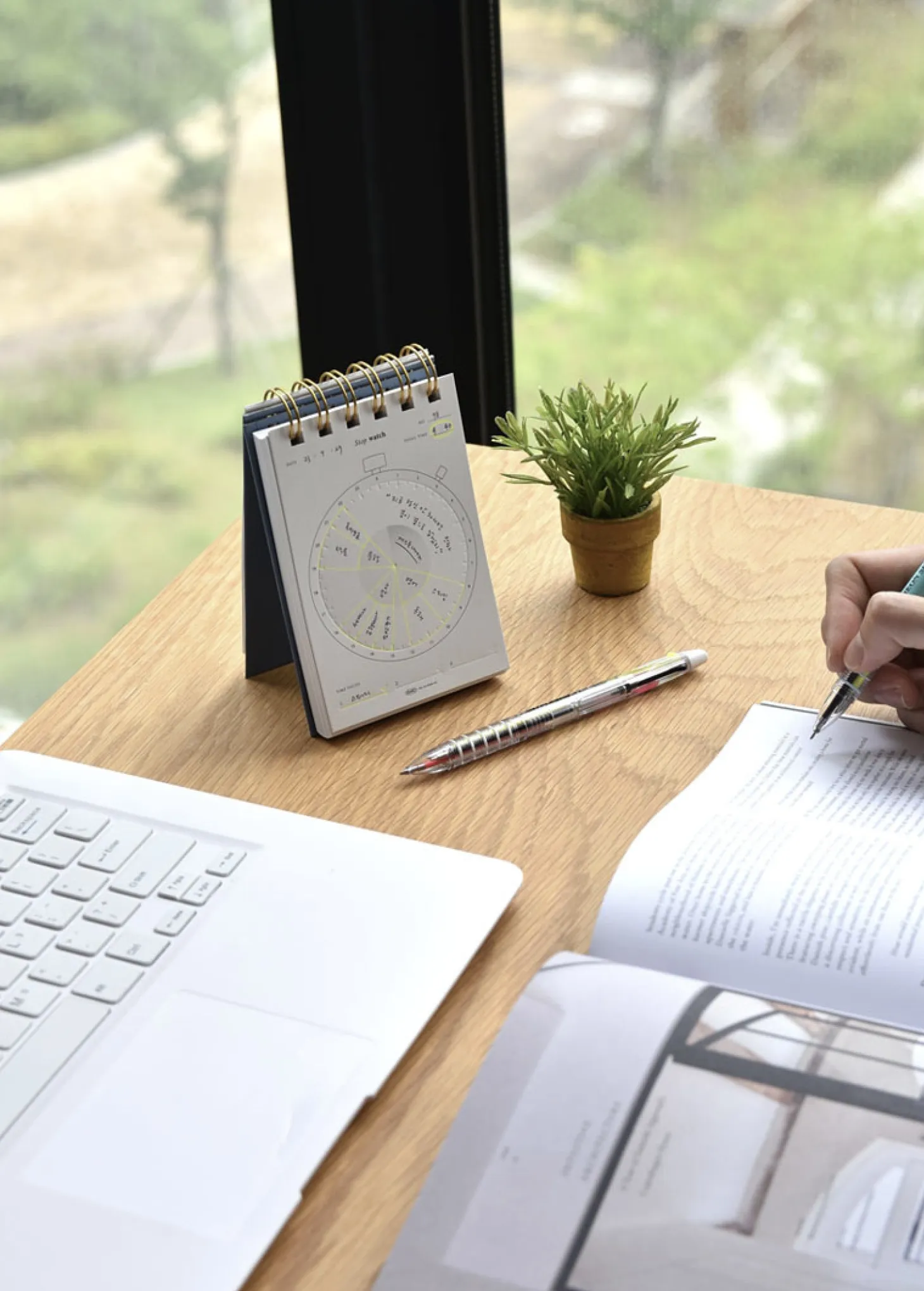 Handy Press Check Time Planner