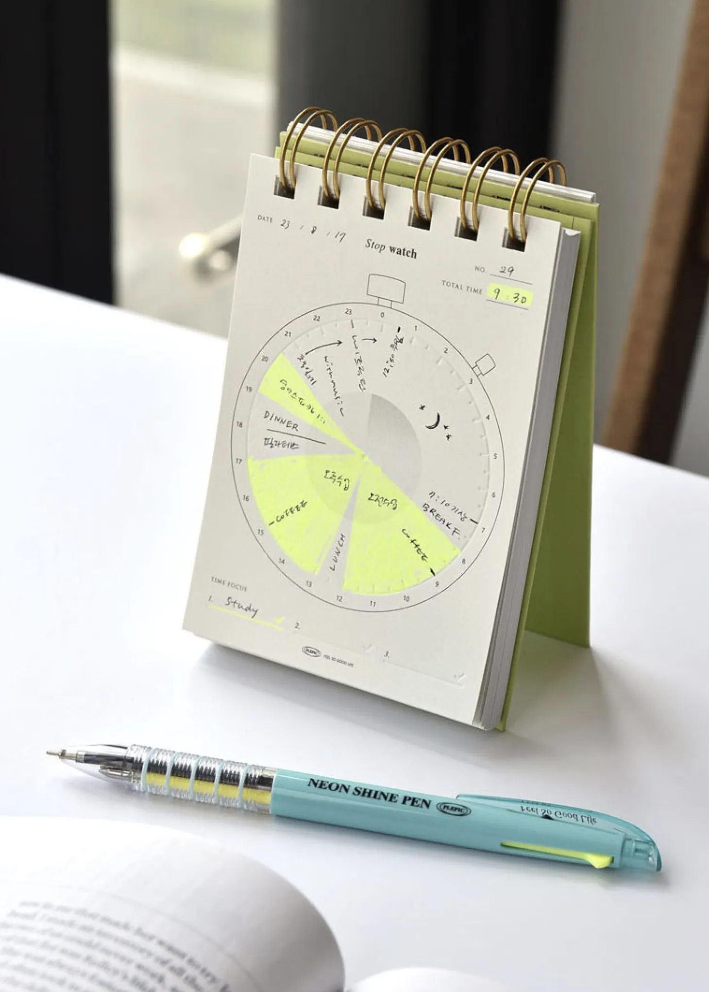 Handy Press Check Time Planner