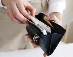 Handy Strap Card Pouch