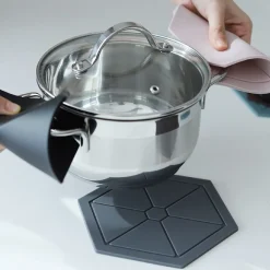 Hexagon Silicone Trivet
