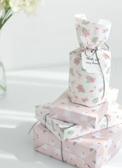 Iconic Gift Wrapping Paper Set v2