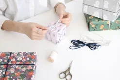 Iconic Gift Wrapping Paper Set v2
