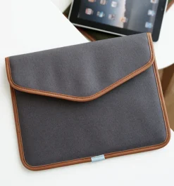 iPad Pouch