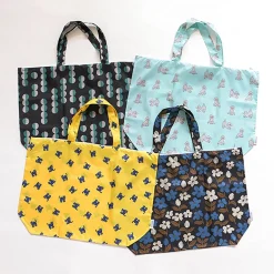 Jumbo Pattern Lightweight Shoulder Bag