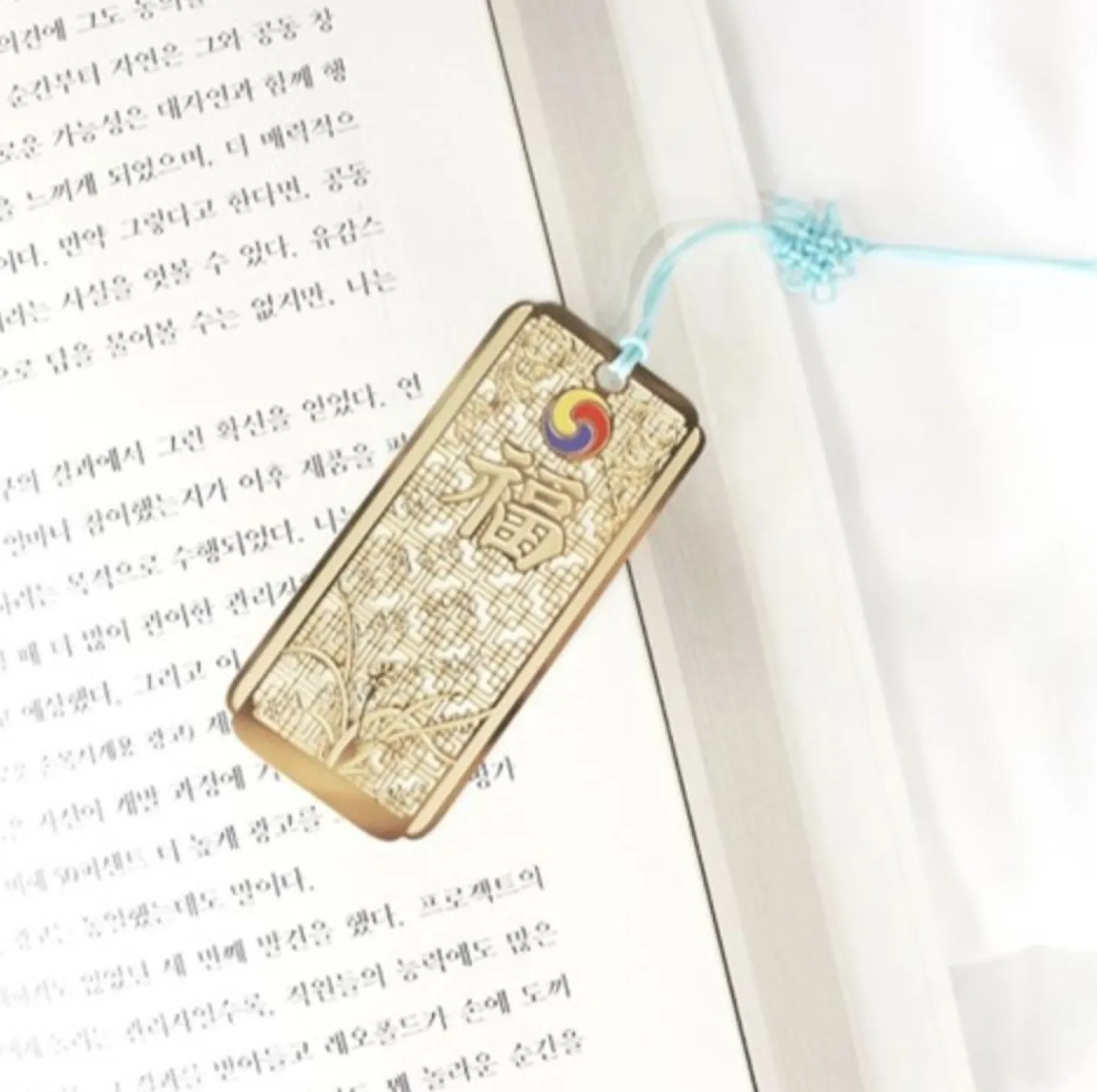 Korean Traditional Gold Bookmark & Card