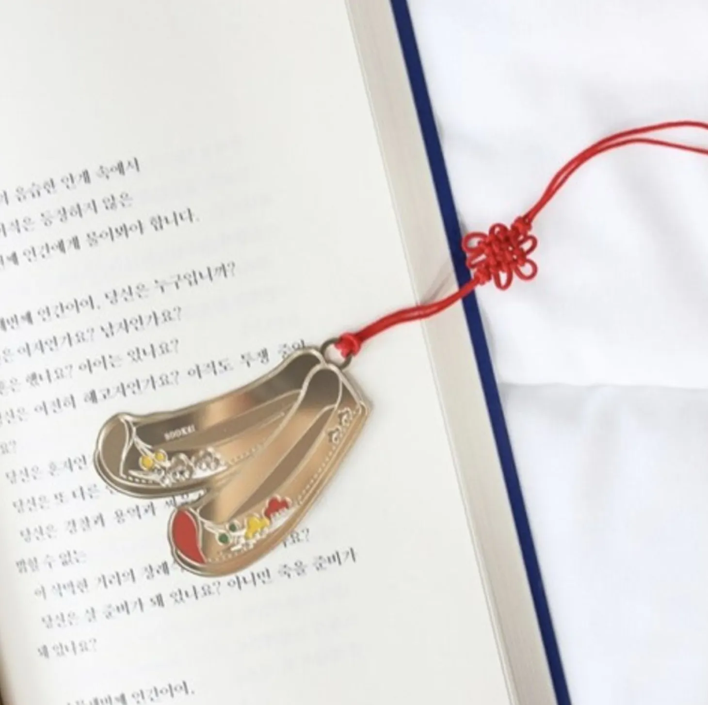 Korean Traditional Gold Bookmark & Card