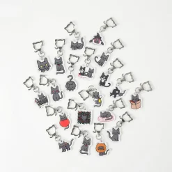 Lana Cat Pose Acrylic Key Ring