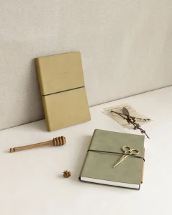 Large Agenda Lined Notebook v4