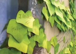 Large Ivy Leaf Sticky Note